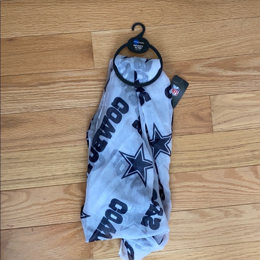 NWT NFL Cowboys Infinity Scarf